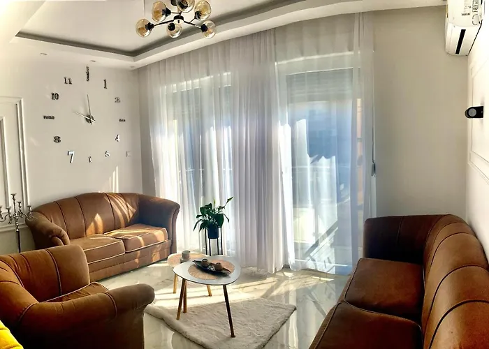 דירה Zivanovic ואליג'בו